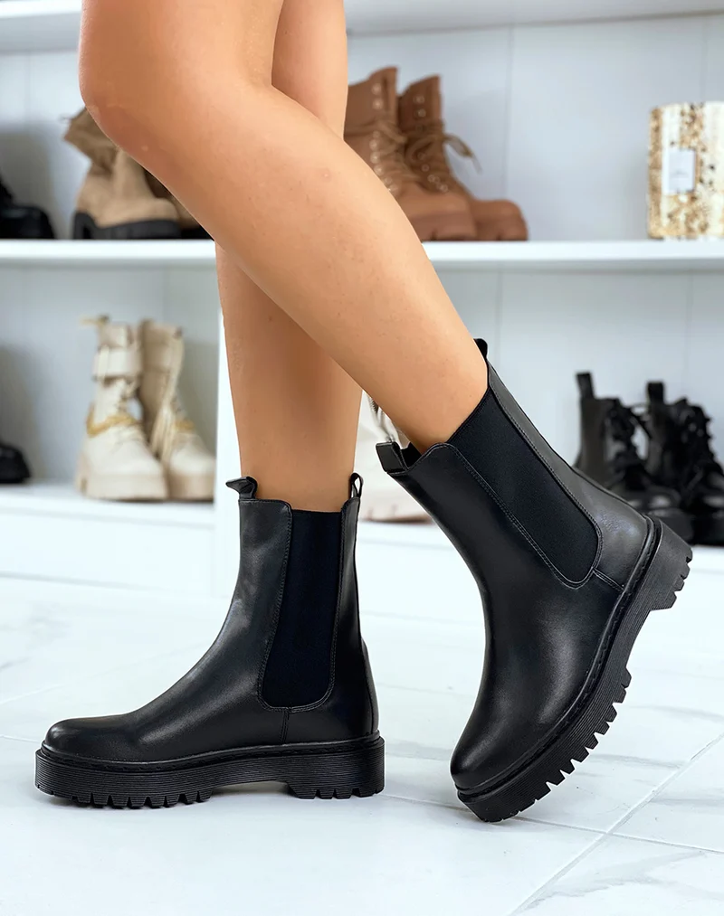 Bottines noires montantes style chelsea à semelle plate