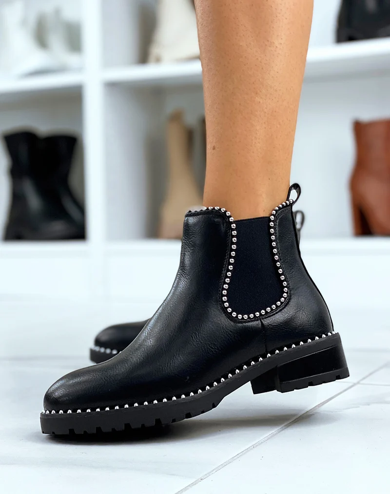 Chelsea boots noires cloutées