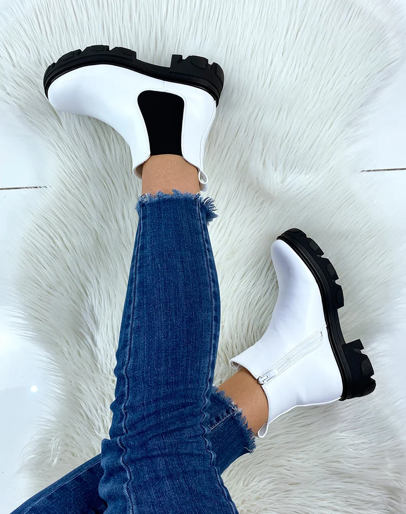 Chelsea boots blanches en similicuir