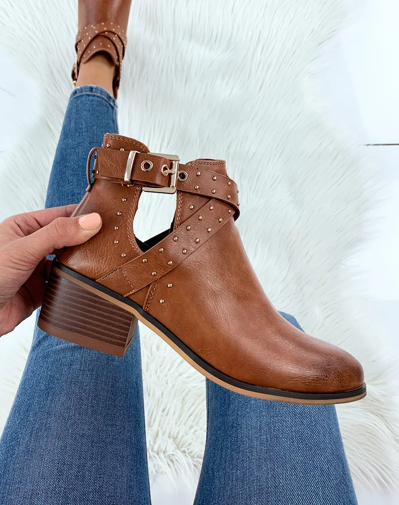 Bottines basses camel ouvertes