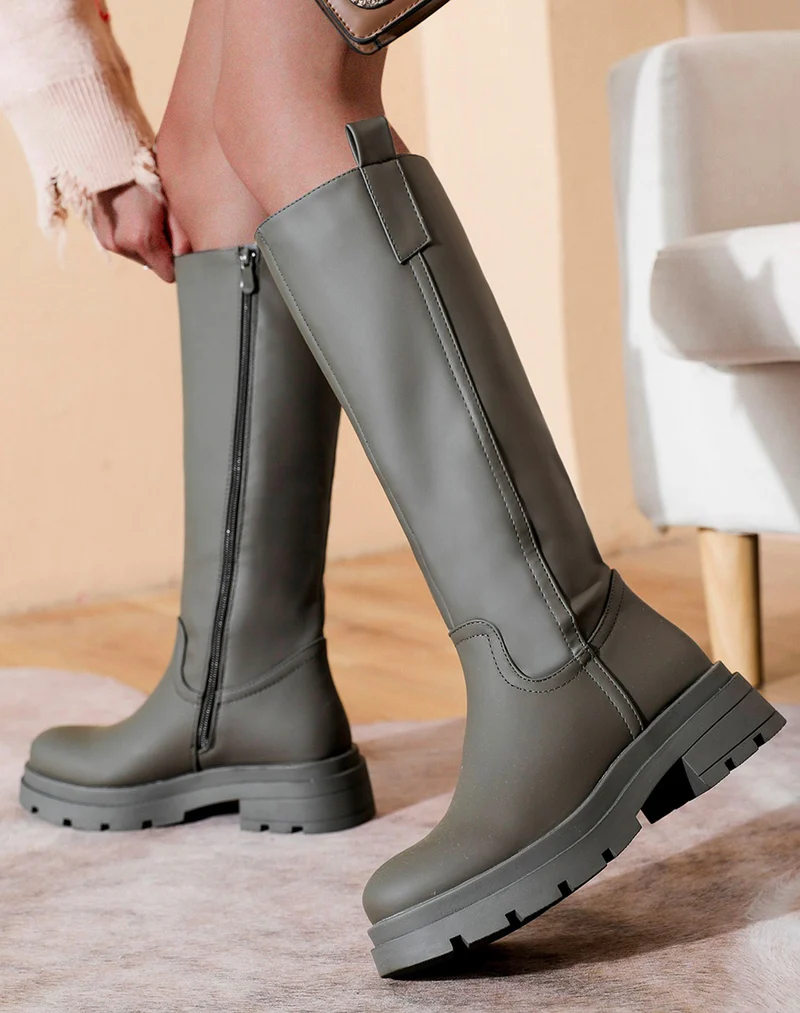 Bottes hautes vert kaki gommées