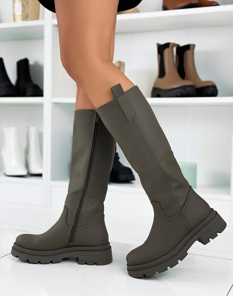 Bottes hautes vert kaki gommées