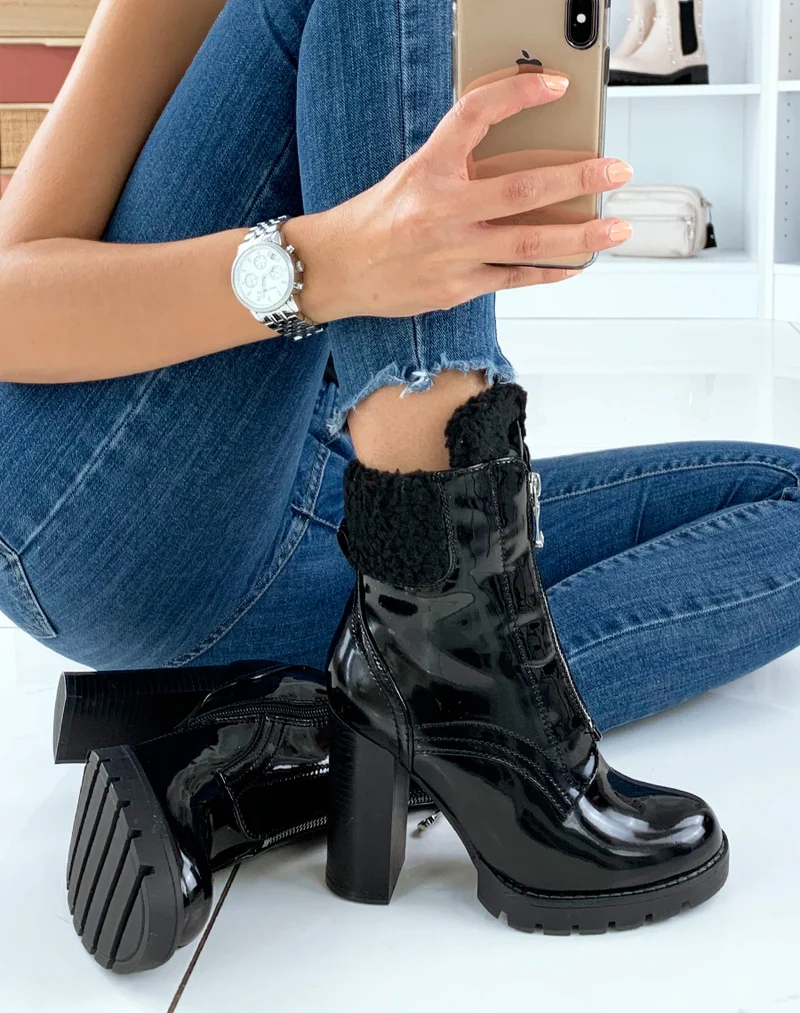 Bottines à talon noires fourrées vernies