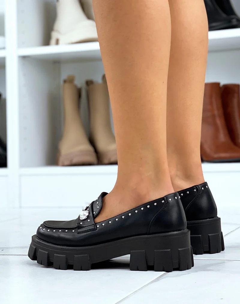 Mocassin noir perlé à grosse plateforme