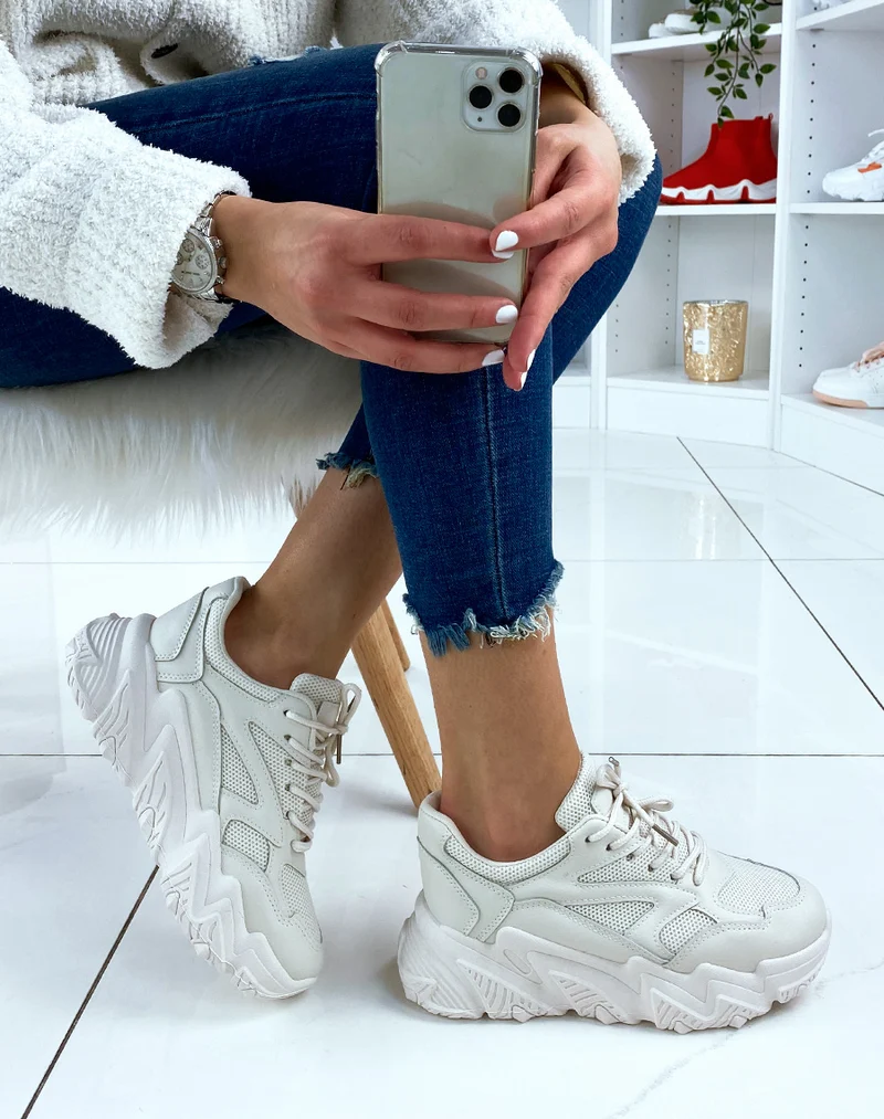 Baskets beiges à plateforme oversize