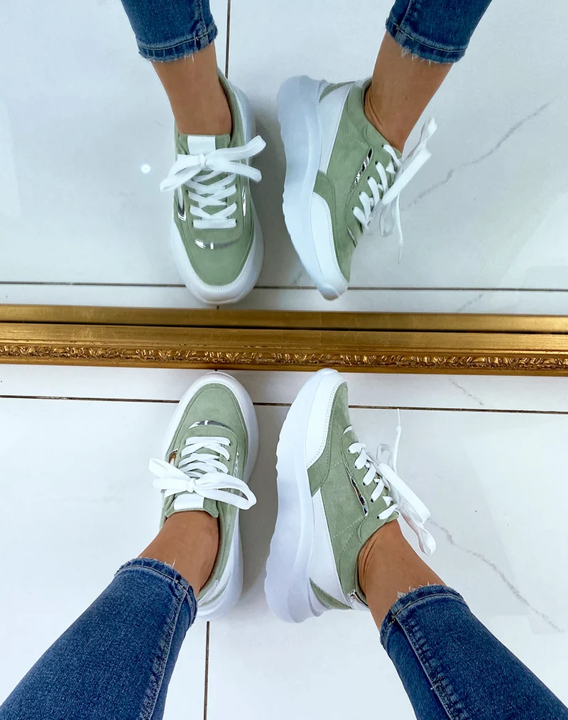 Baskets vert pastel