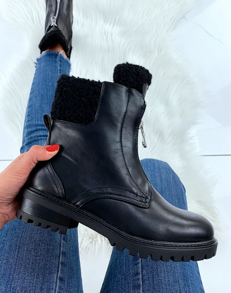 Bottines noires montantes fourrées