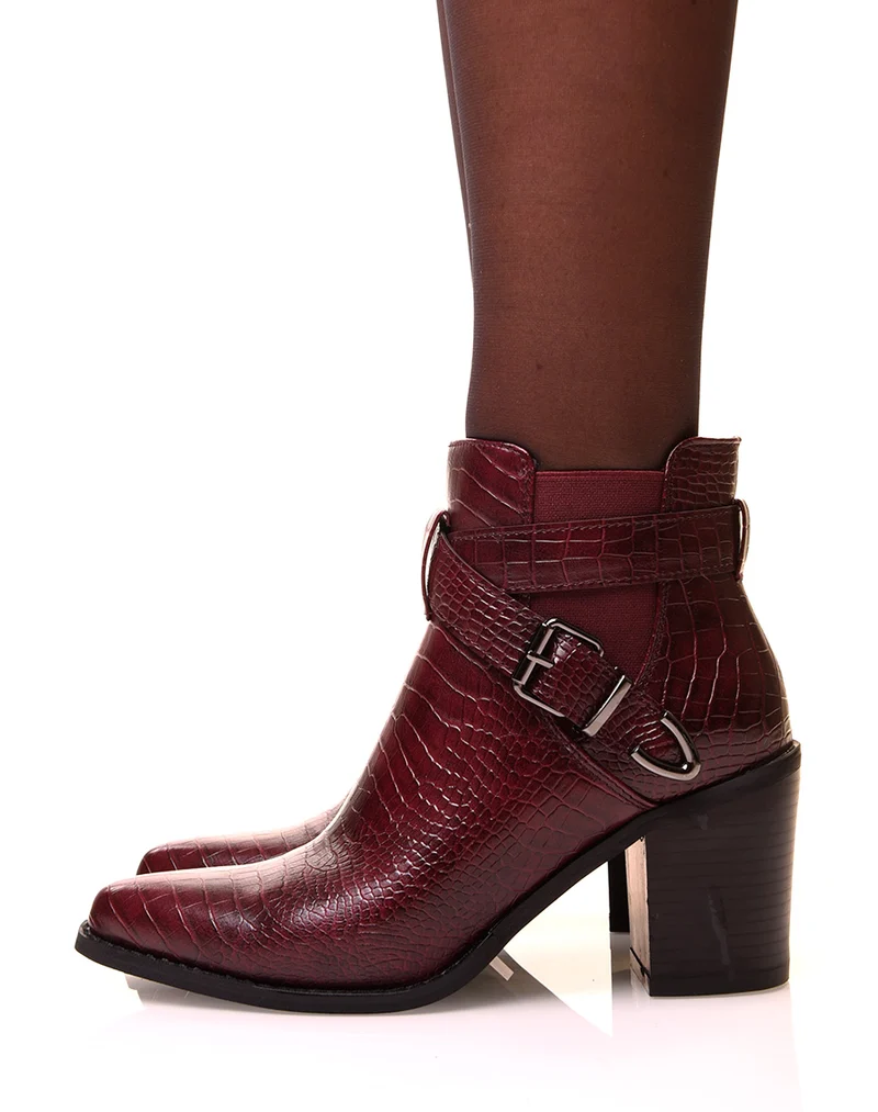 Bottines bordeaux à talons à effet croco et à doubles brides