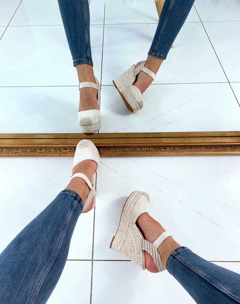 Compensées beiges style espadrille