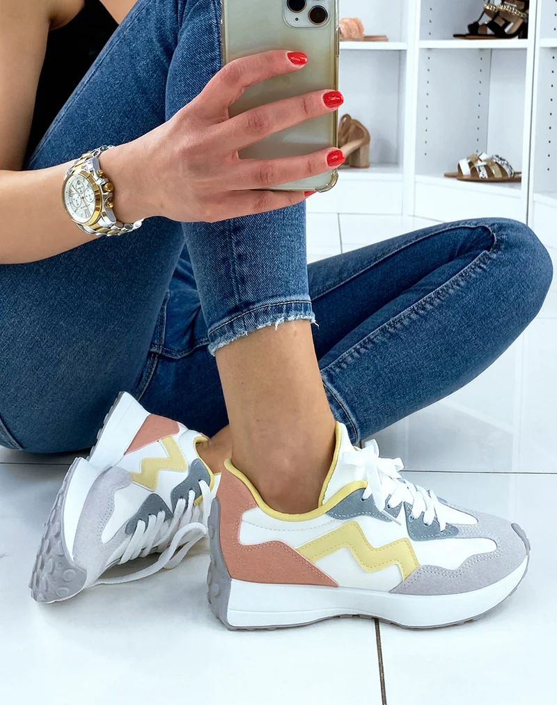 Baskets à multiples empiècements bleus jaunes et gris