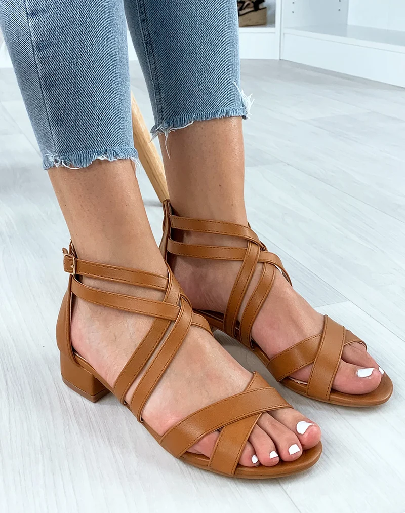 Sandales camel à multiples brides croisées