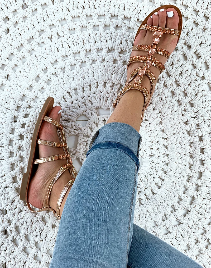 Nu-pieds montantes champagne à bijoux fantaisistes
