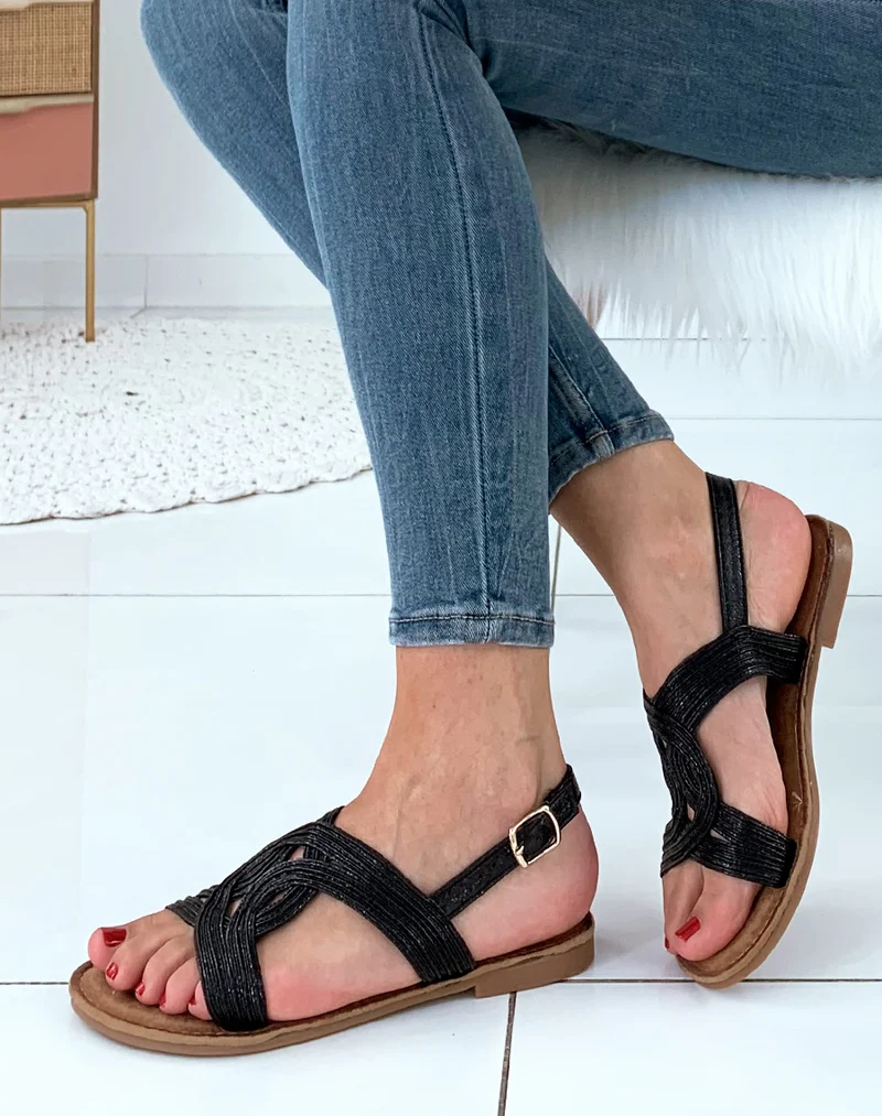 Nu-pieds noires en serpentine