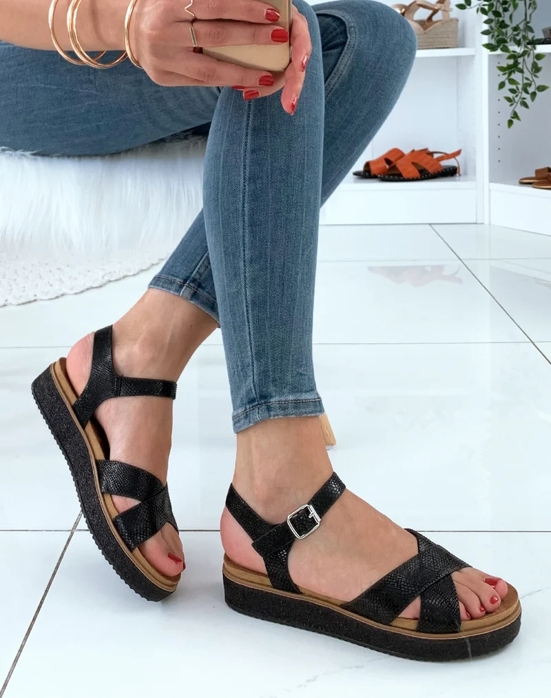 Nu-pieds noires peau de serpent