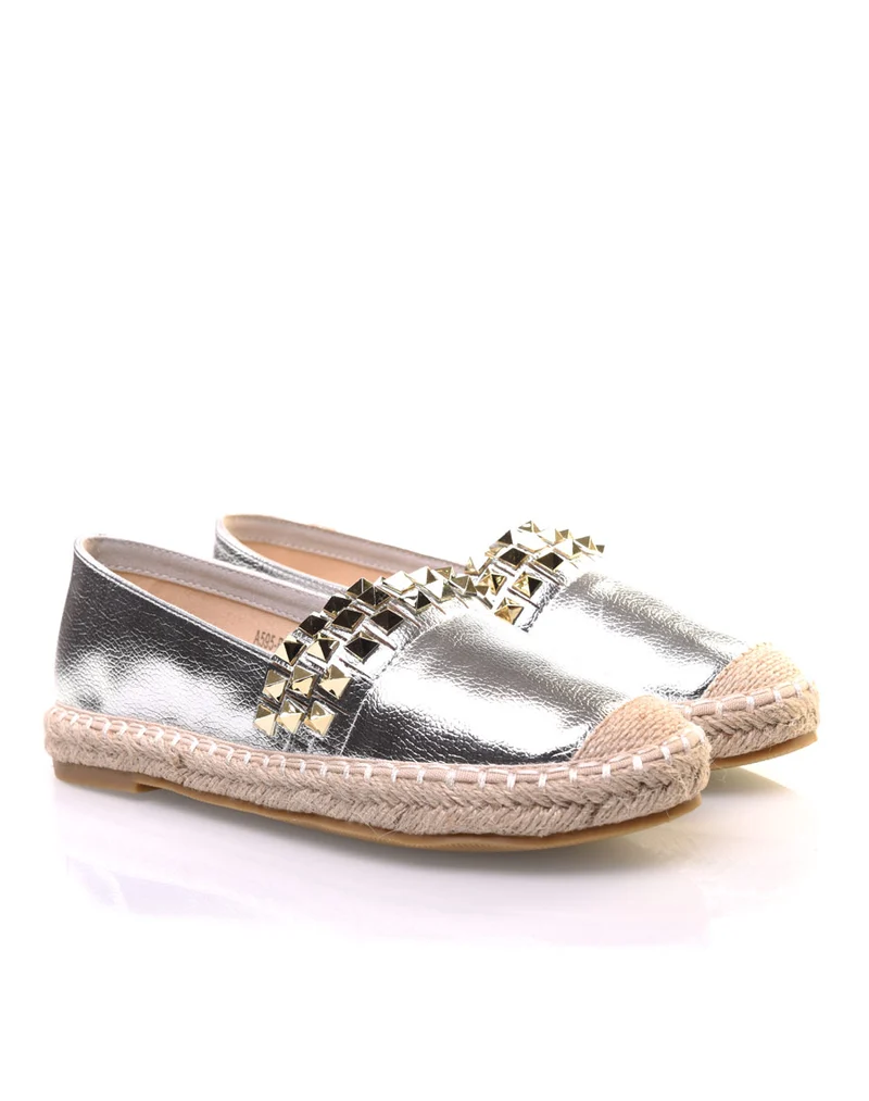 Espadrilles argentées cloutées