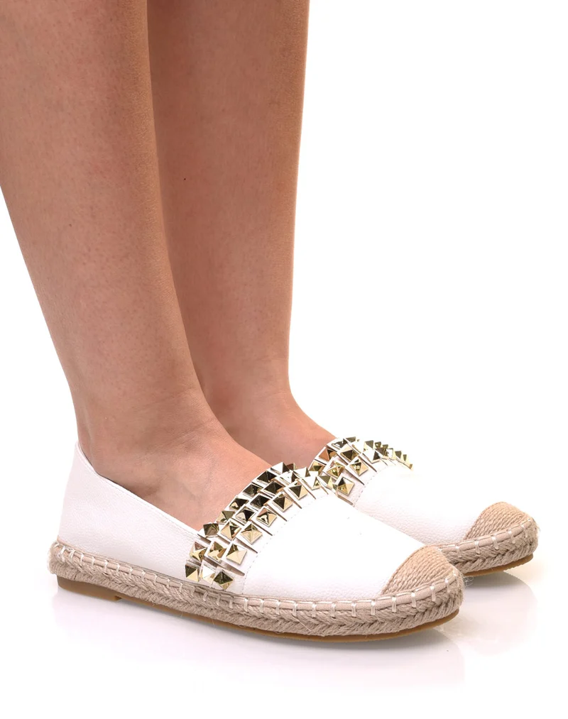 Espadrilles blanches cloutées