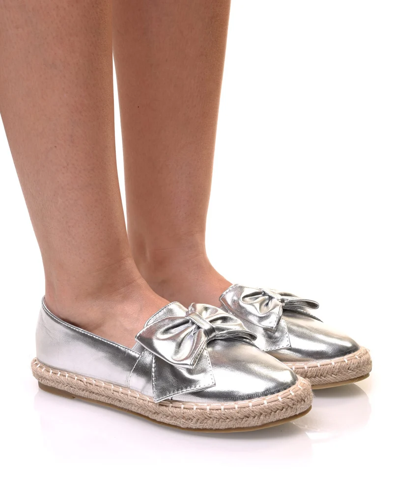Espadrilles argentées à noeud