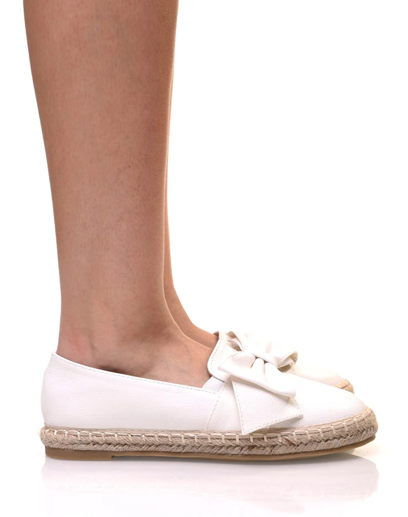 Espadrilles blanches à noeud