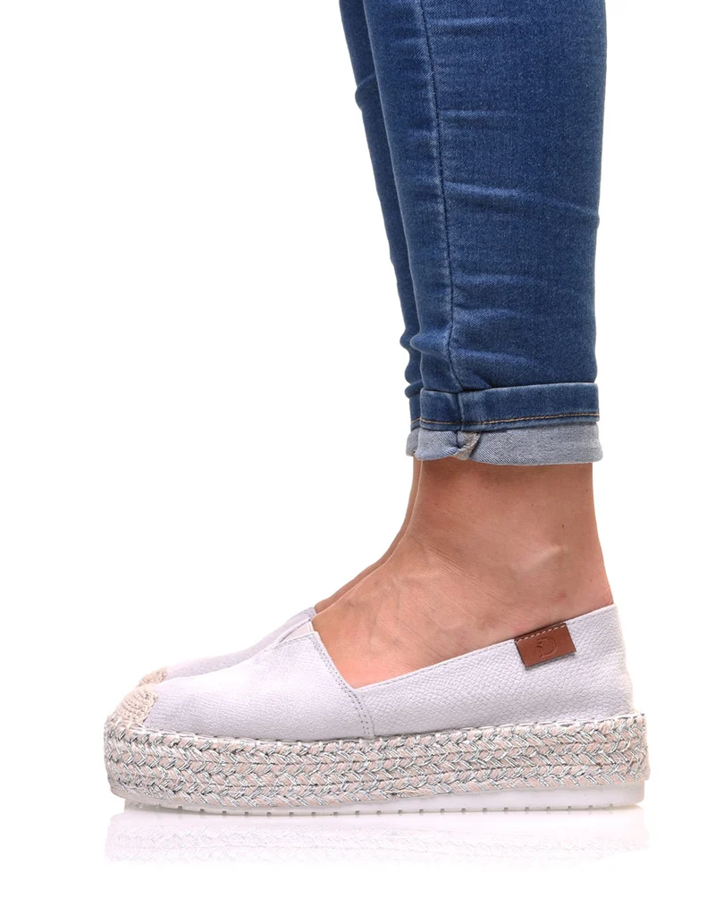 Espadrilles grises compensées à semelle tressée argentée