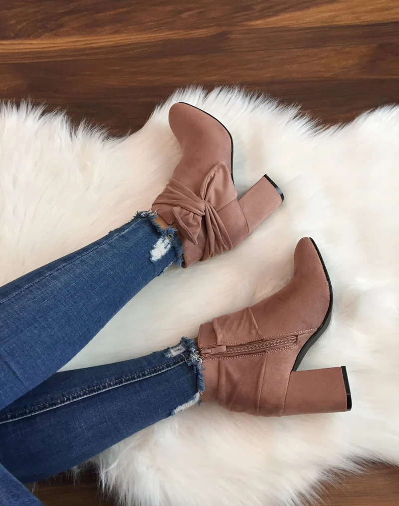 Bottines roses à n?ud