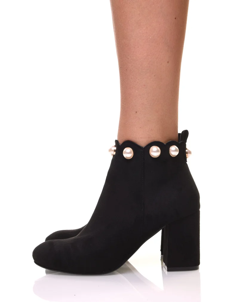 Bottines noires bordées de perles
