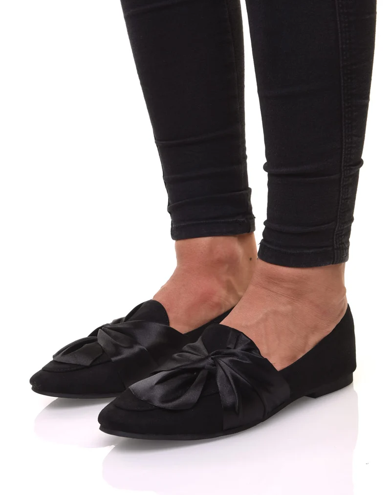 Slippers noires à noeud