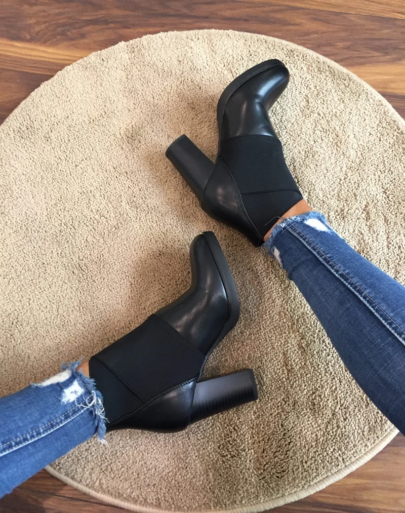 Bottines noires à talons bi matières