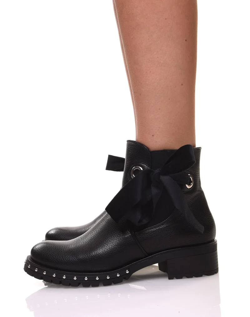 Bottines noires à noeud