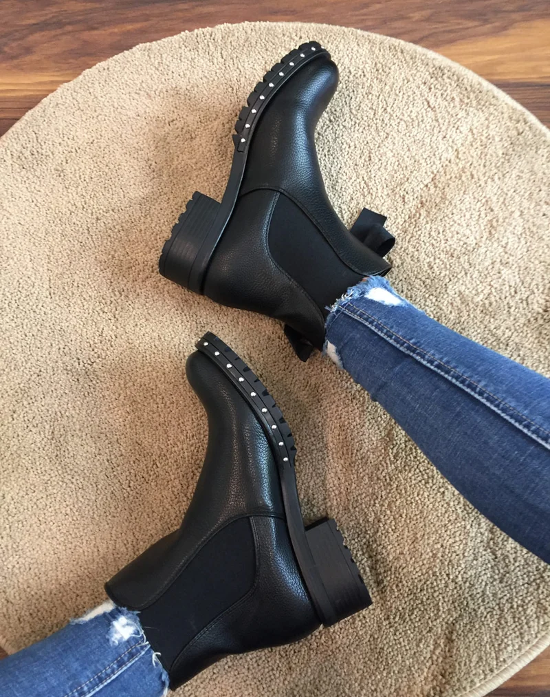 Bottines noires à noeud
