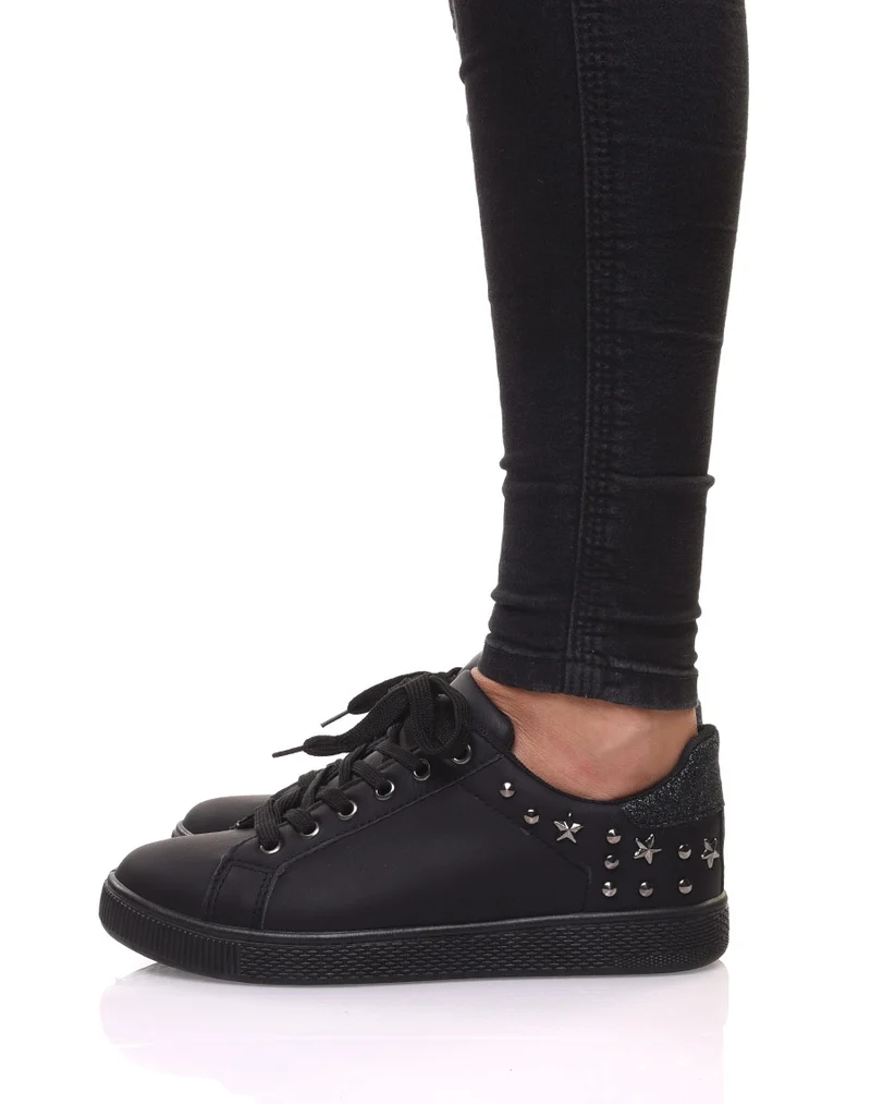 Baskets noires