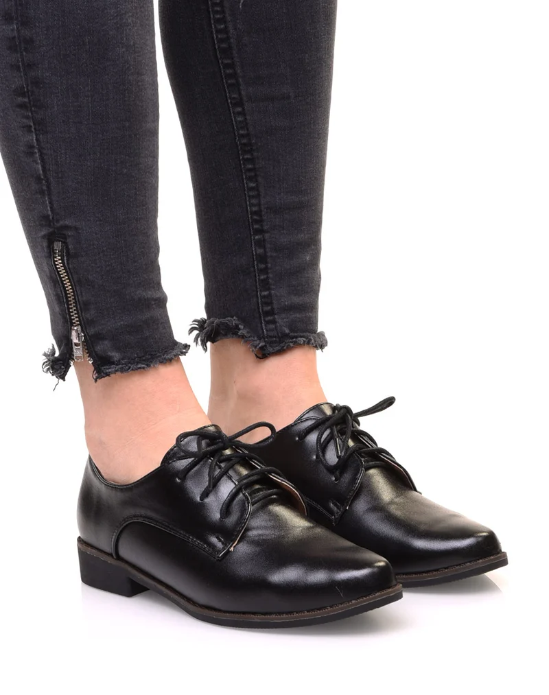 Derbies classiques noires
