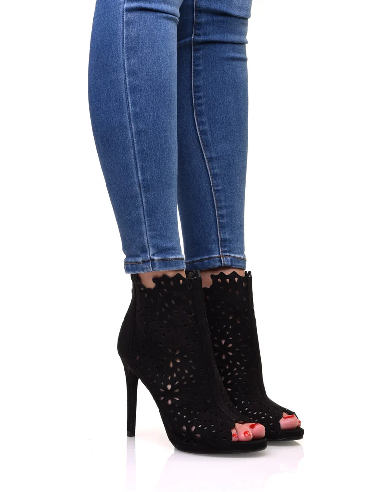 Bottines à talons noires ajourées en suédine