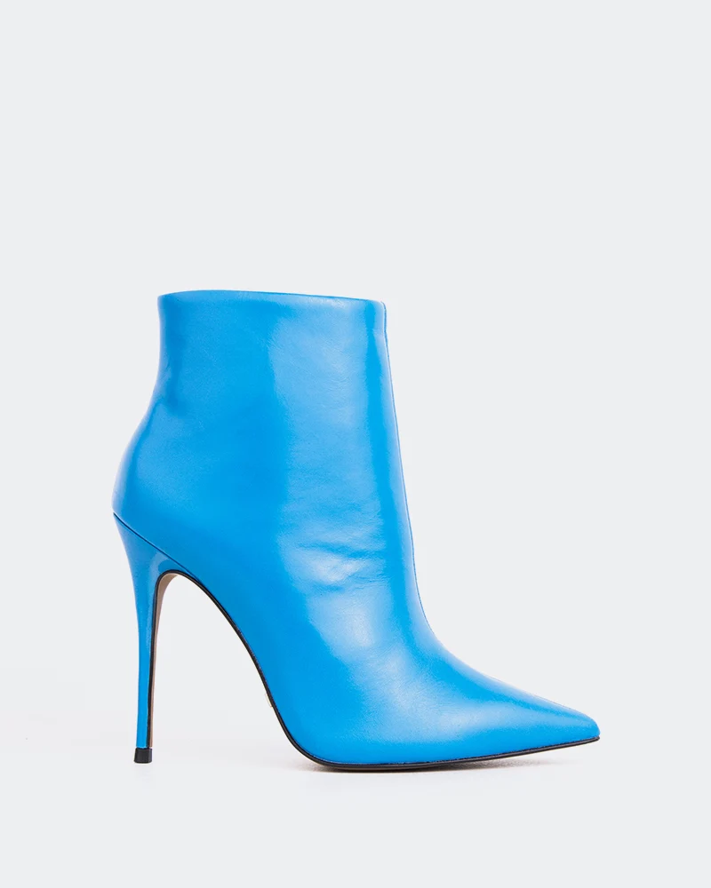 Beauty Blue Leather