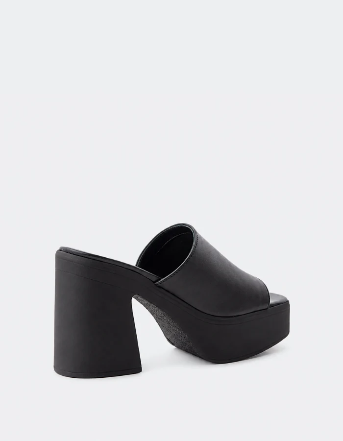 Bassano Black Leather