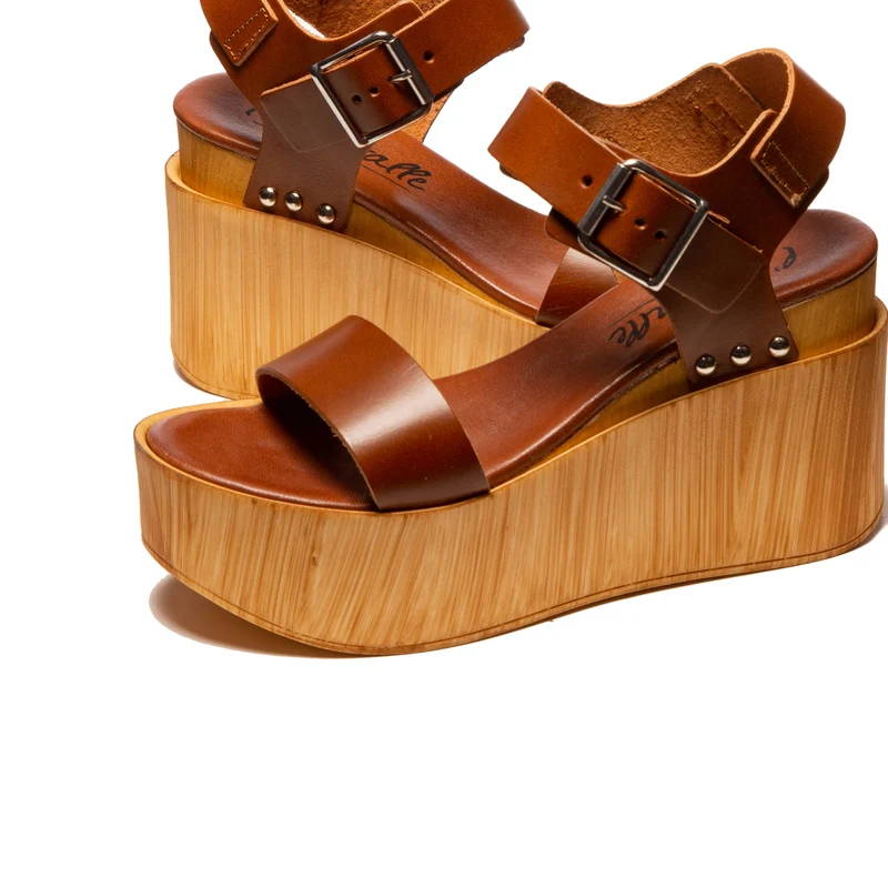Fleur Tan Leather