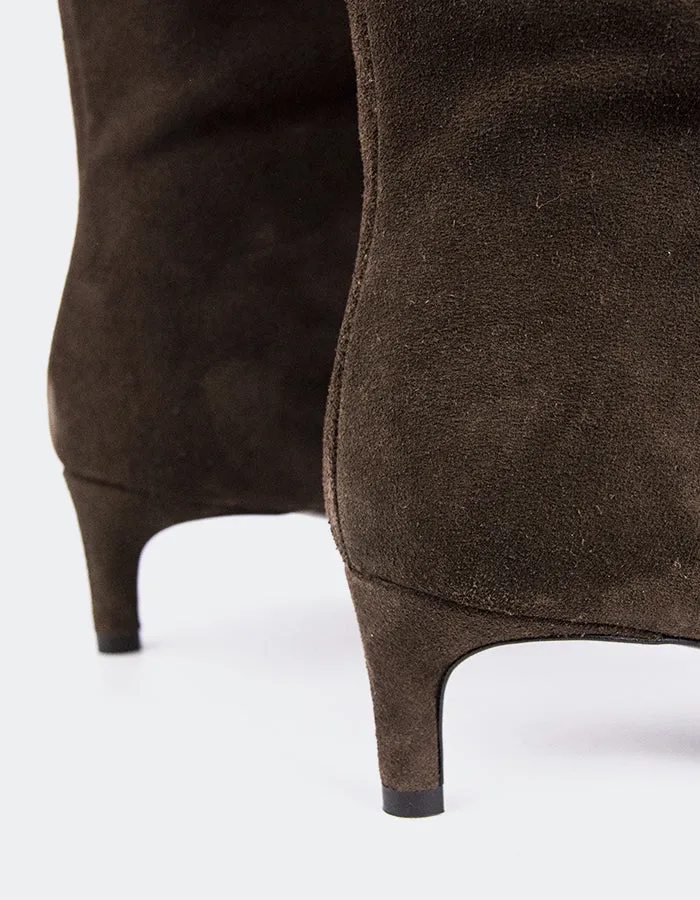 Raissa Dark Brown Suede