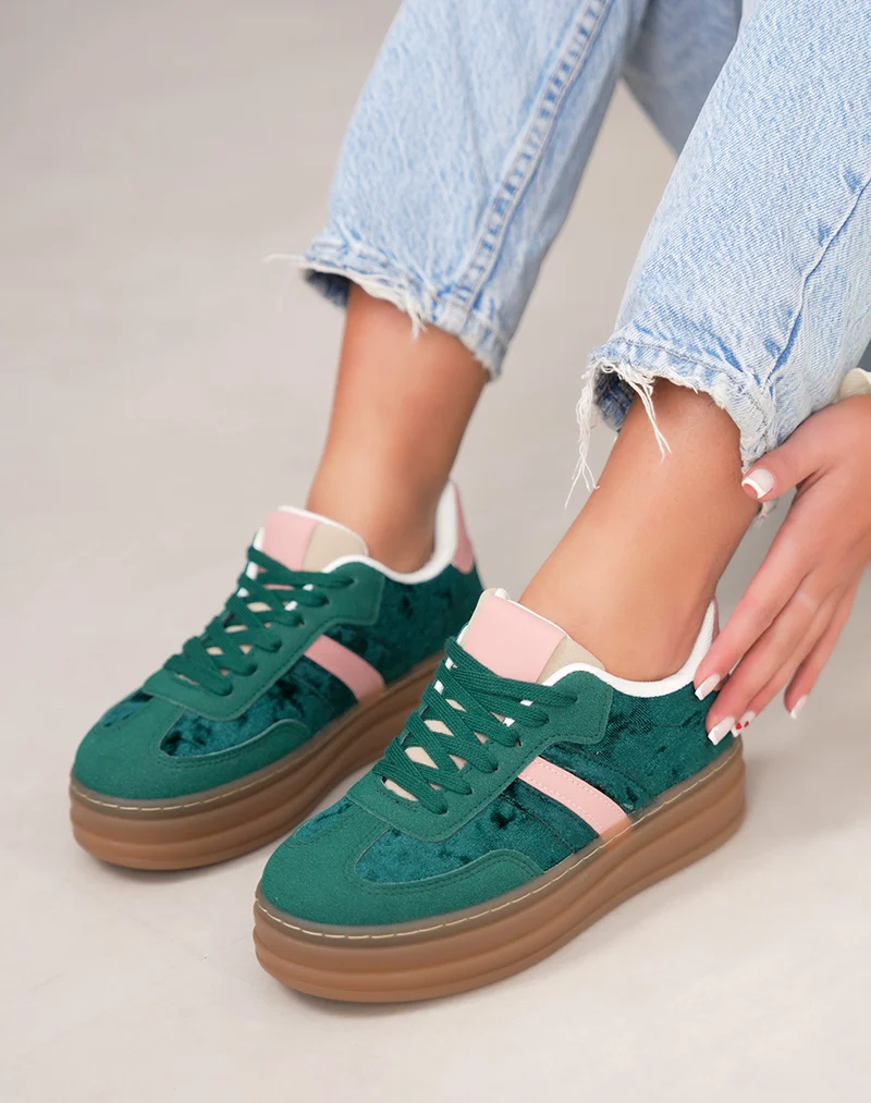 Basket femme verte tendance à plateforme en velours avec empiècement rose clair