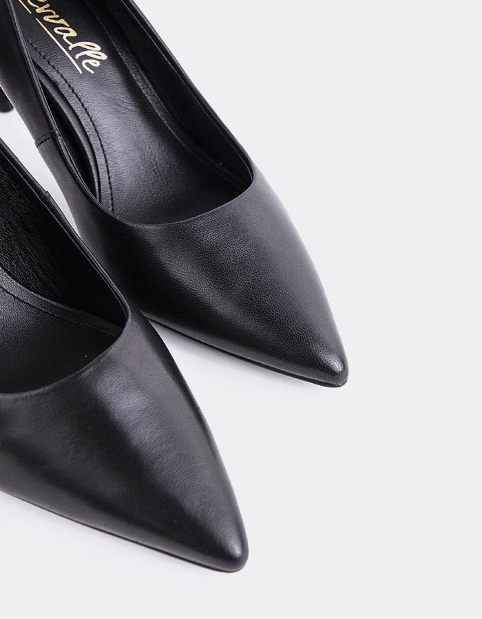 Borealis Black Leather