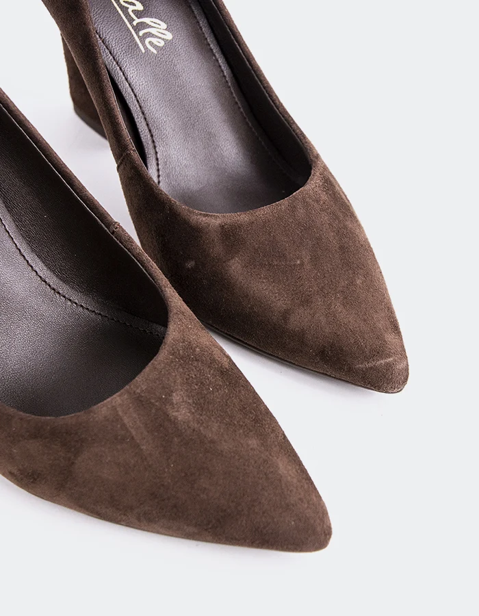 Amanda Brown Suede