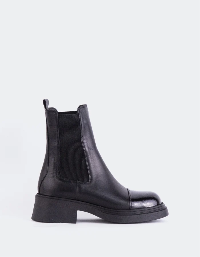 Verbena Black Leather
