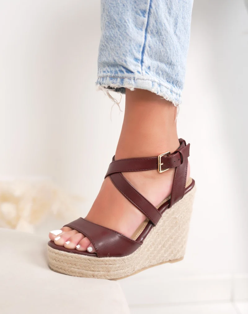 Sandales compensées femme bordeaux élégantes en jute naturel