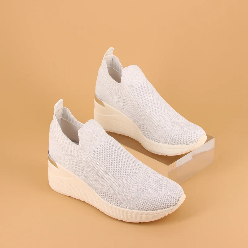 SHAKI BLANC