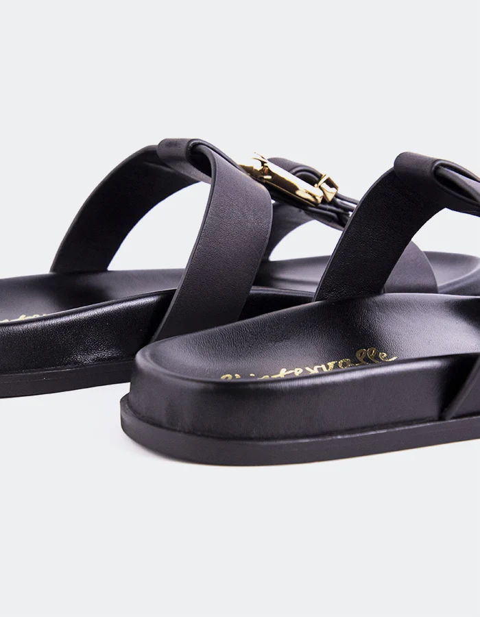 Omma Black Leather