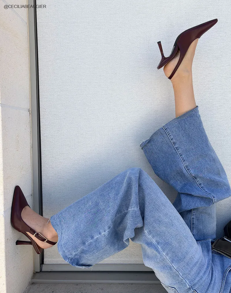 Escarpins femme bordeaux à talon haut bride dorée et bout pointu sophistiqué