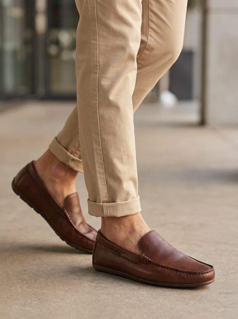 NEWMOC MARRON