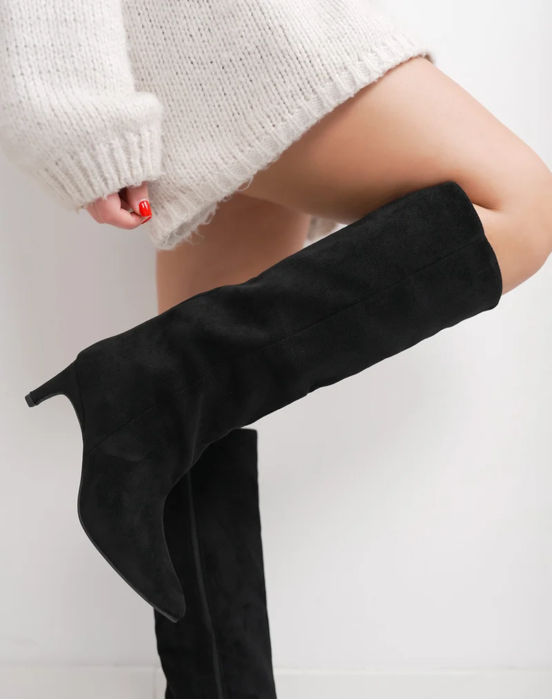 Bottes femme noires élégantes en suédine à petit talon aiguille et intérieur fourré