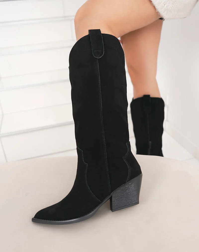 Santiags en cuir noires avec talon biseauté et intérieur fourré
