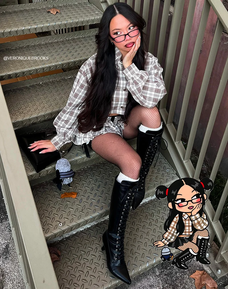 Bottes femme noires élégantes à talon aiguille et bout pointu et laçage