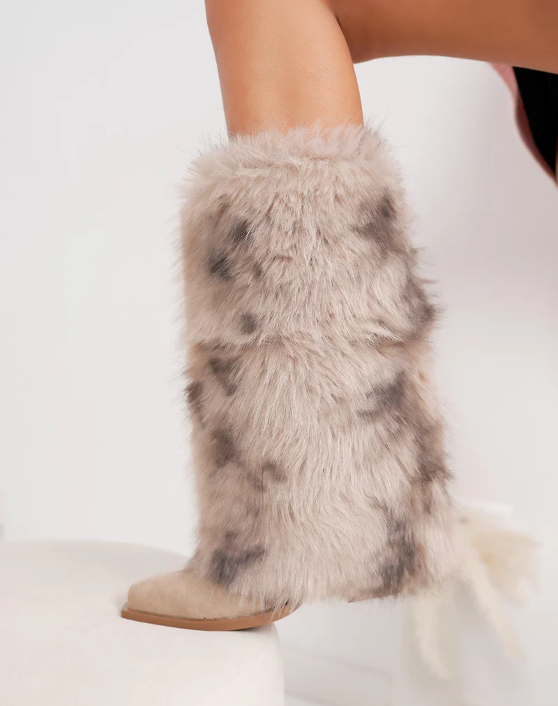 Bottes santiags à revers fourrées beige