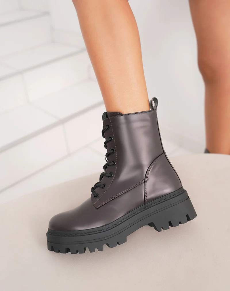 Bottines femme marron métallisé tendance à lacets et semelle crantée